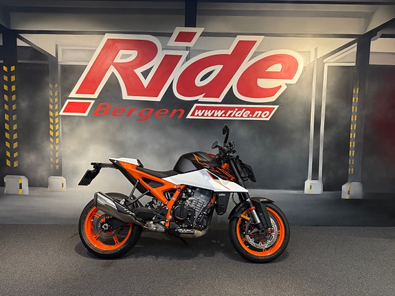 KTM 990 Duke R 3 of 13