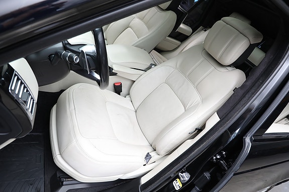 Land Rover Range Rover 15 of 30