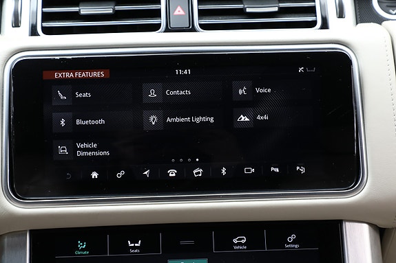 Land Rover Range Rover 24 of 30