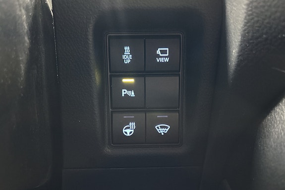Toyota Land Cruiser 15 of 22