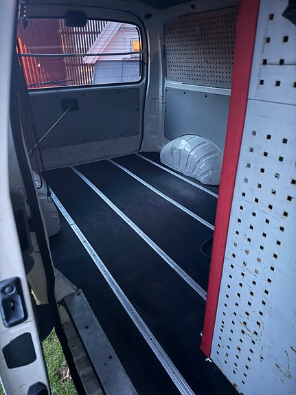 Toyota HiAce 16 of 21