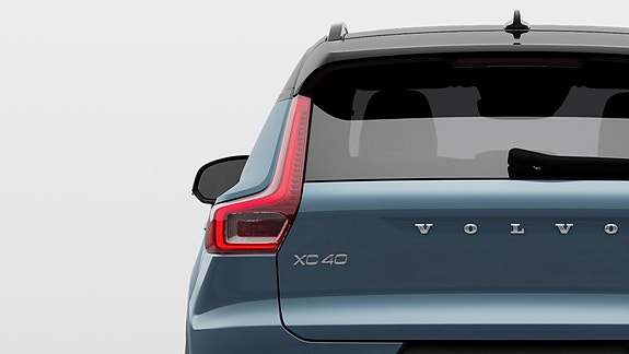 Volvo XC40 13 of 25