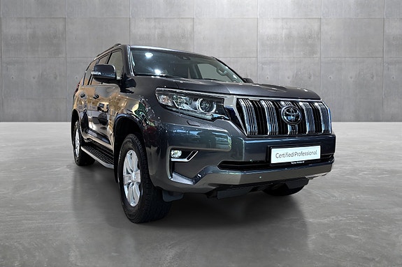 Toyota Land Cruiser 7 of 26