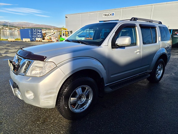 Nissan Pathfinder 4 of 29