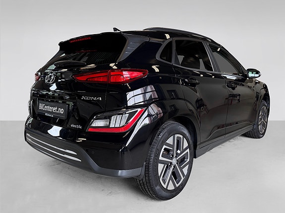 Hyundai Kona 4 of 30