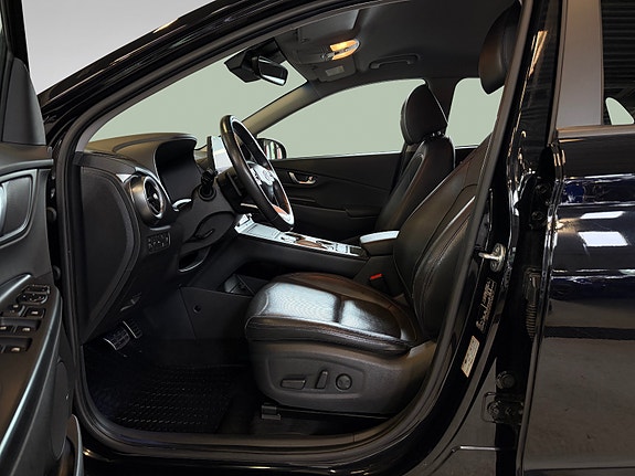 Hyundai Kona 9 of 30