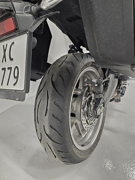 Yamaha Tracer 9 GT+ 5 of 11