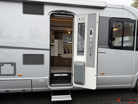 Hymer B 890 ML-MERCEDES-170HK-MARKISE-SOLCELLE-LITHIUM-ALDE-QUEENBED-SENKESENG-GODT UTSTYRT-VELHOLDT++ 14 of 30