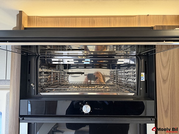 Hymer B 890 ML-MERCEDES-170HK-MARKISE-SOLCELLE-LITHIUM-ALDE-QUEENBED-SENKESENG-GODT UTSTYRT-VELHOLDT++ 30 of 30
