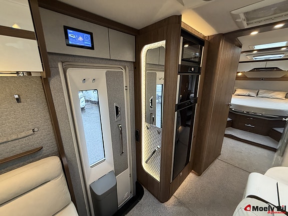 Hymer B 890 ML-MERCEDES-170HK-MARKISE-SOLCELLE-LITHIUM-ALDE-QUEENBED-SENKESENG-GODT UTSTYRT-VELHOLDT++ 22 of 30