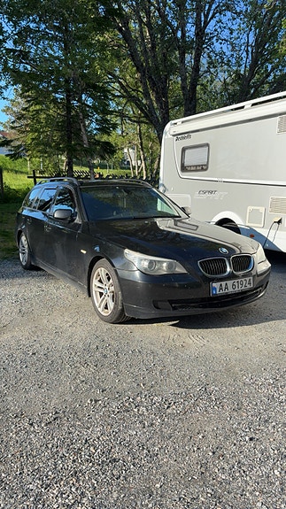 BMW 520d 4 of 6