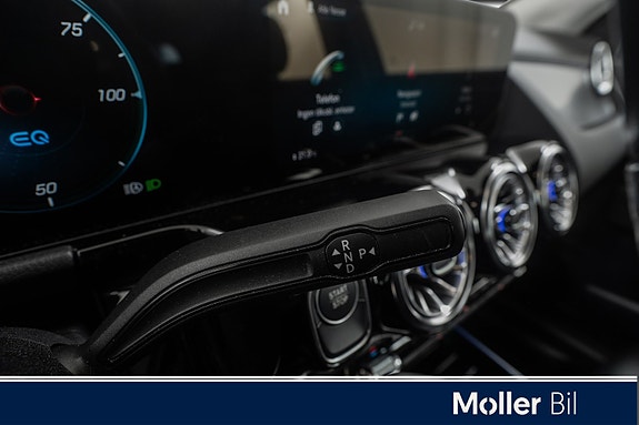 Mercedes-Benz EQA300 12 of 28