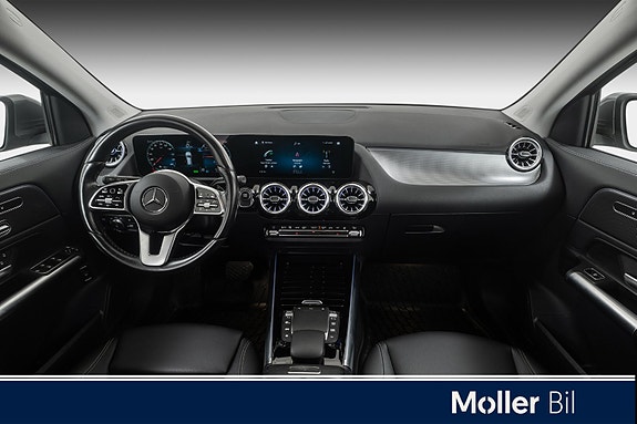 Mercedes-Benz EQA300 22 of 28