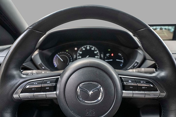 Mazda MX-30 11 of 23