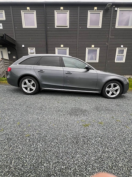 Audi A4 4 of 22