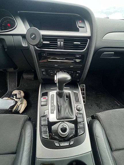 Audi A4 12 of 22