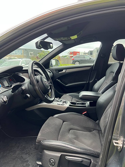 Audi A4 9 of 22