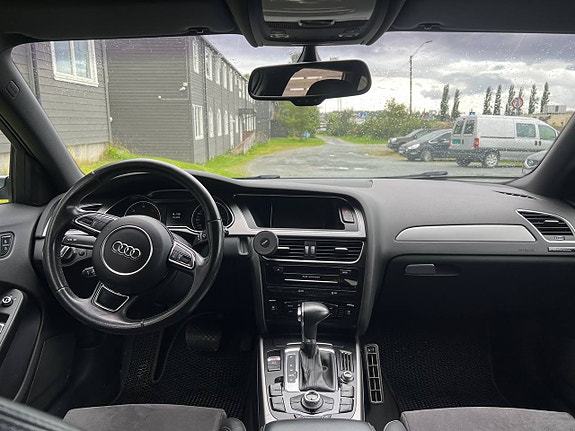 Audi A4 15 of 22