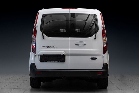 Ford Transit Connect 8 of 24