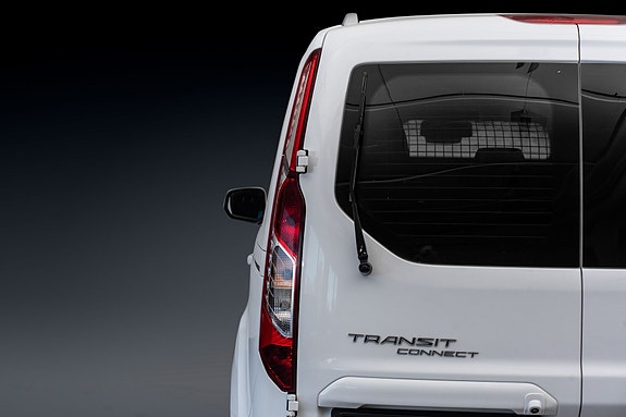 Ford Transit Connect 9 of 24