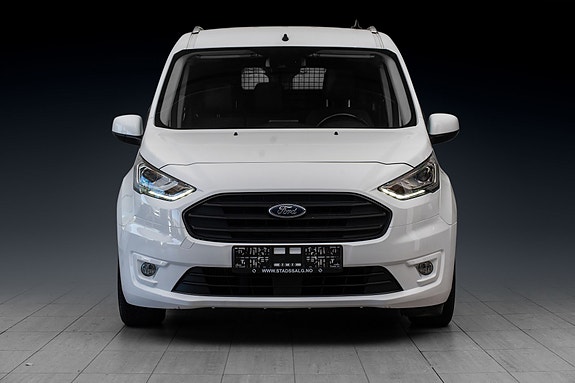 Ford Transit Connect 3 of 24
