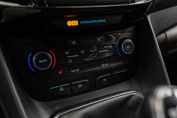 Ford Transit Connect 15 of 24
