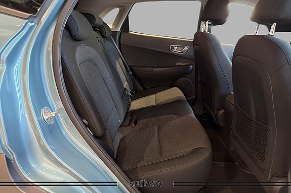 Hyundai Kona 17 of 27