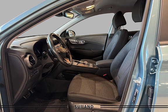 Hyundai Kona 11 of 27