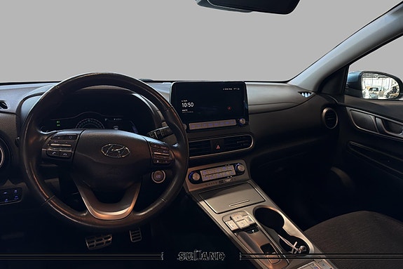 Hyundai Kona 10 of 27