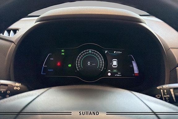Hyundai Kona 13 of 27