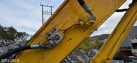 Komatsu PC490LC-11 20 of 30