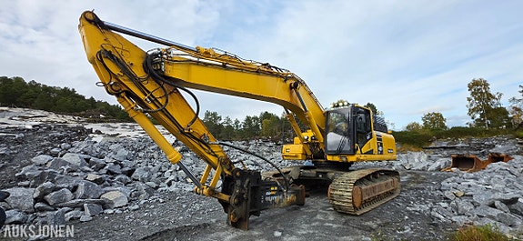 Komatsu PC490LC-11 11 of 30