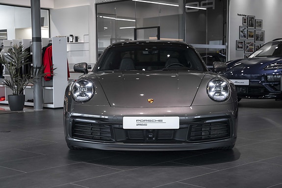 Porsche 911 7 of 30