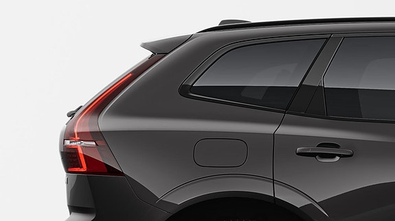 Volvo XC60 13 of 25