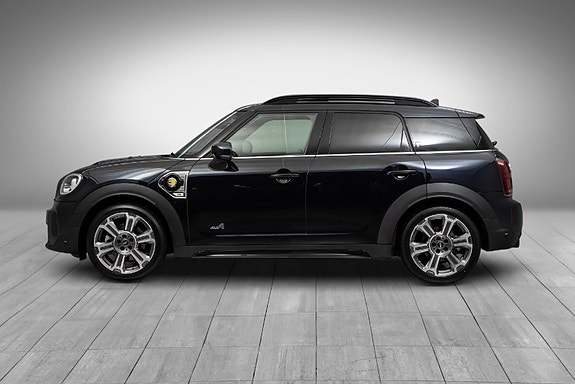 MINI Countryman Cooper SE 2 of 29