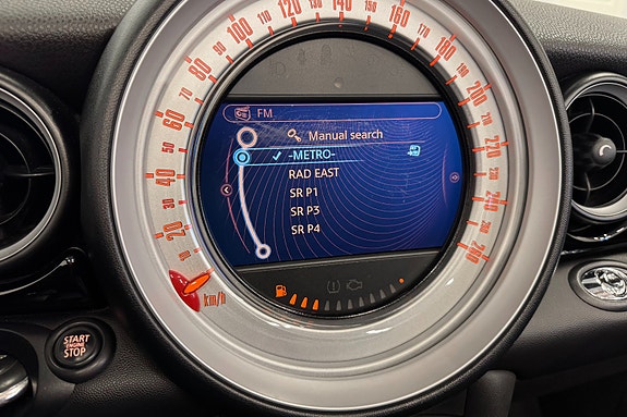 MINI Cooper 21 of 30
