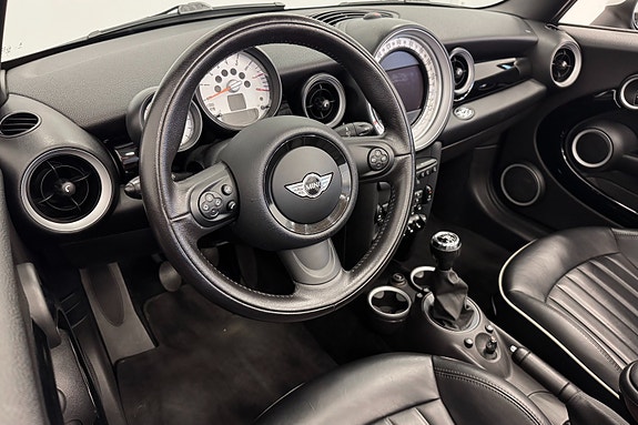 MINI Cooper 15 of 30