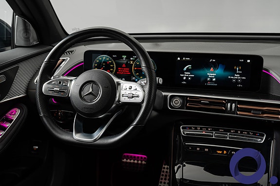 Mercedes-Benz EQC400 18 of 30