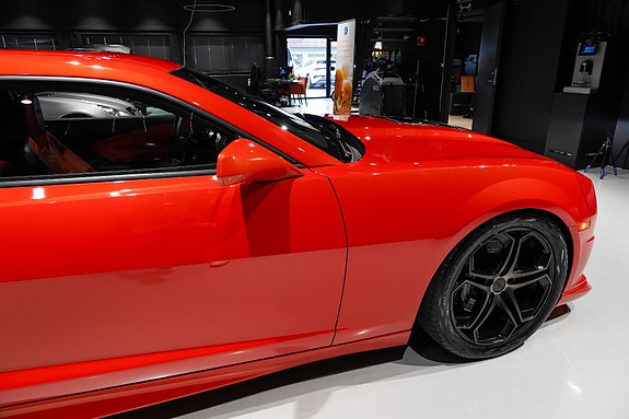 Chevrolet Camaro 13 of 30