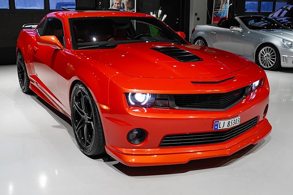 Chevrolet Camaro 14 of 30