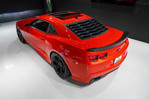 Chevrolet Camaro 8 of 30