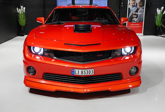 Chevrolet Camaro 15 of 30