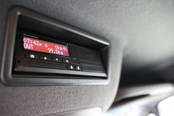 Mercedes-Benz Sprinter 24 of 27