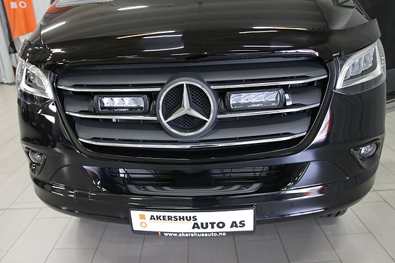 Mercedes-Benz Sprinter 17 of 27