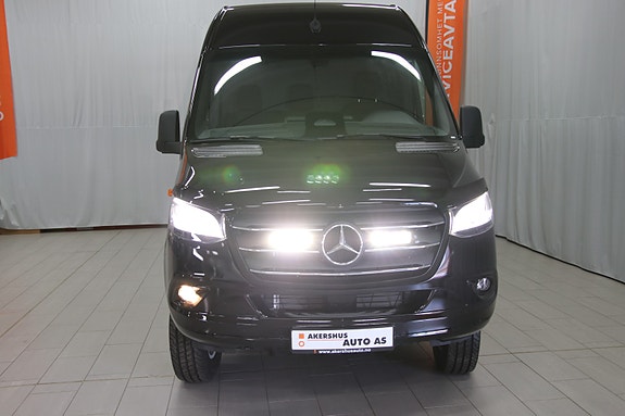 Mercedes-Benz Sprinter 15 of 27