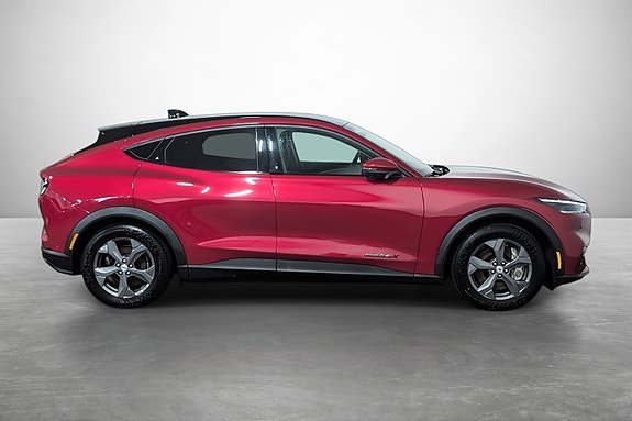 Ford Mustang Mach-E 5 of 27