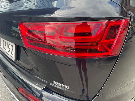 Audi Q7 26 of 30