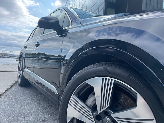 Audi Q7 14 of 30