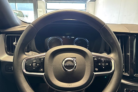 Volvo XC60 9 of 10