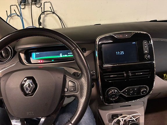 Renault Zoe 7 of 7